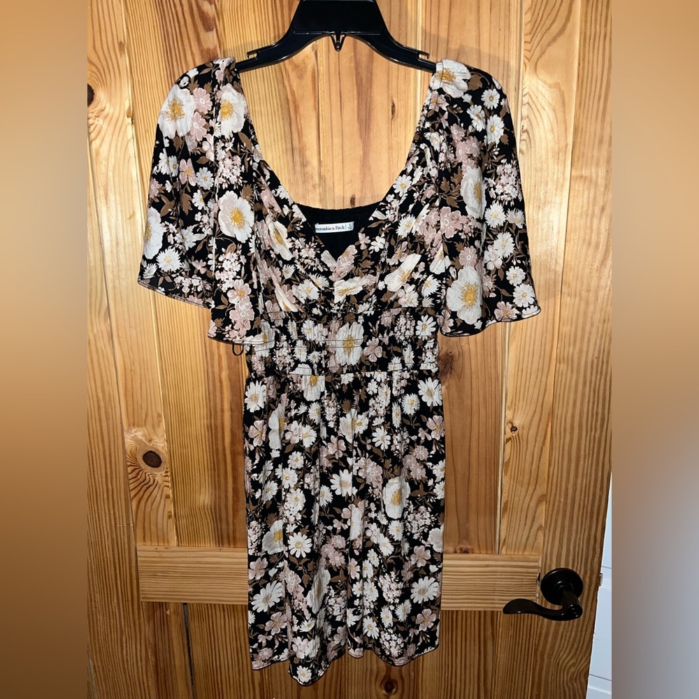 Abercrombie & Fitch Black Floral Midi Dress